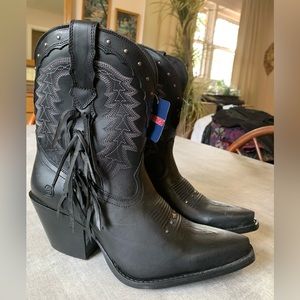 Durango Crush Women’s Vintage Fringe Bootie, Black, 8.5